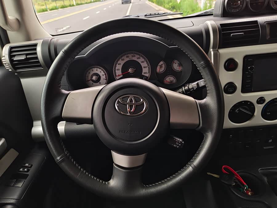 Toyota 2017 صورة سيارة #26