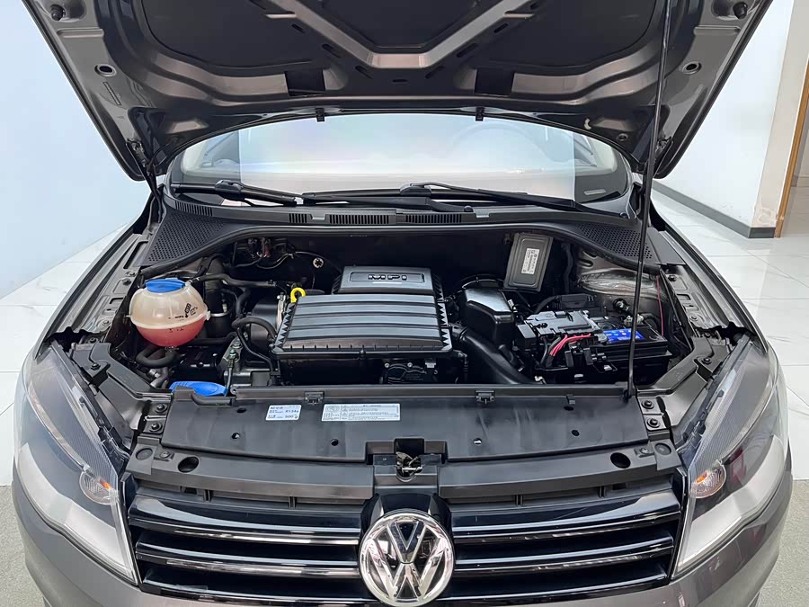 Volkswagen Jetta 2014 immagine di auto #26