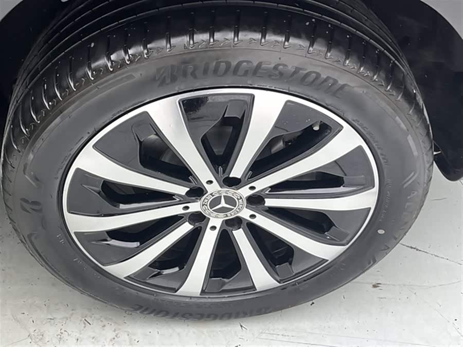 Mercedes-Benz GLB Class 2024 #26 Mercedes-Benz GLB Class 2024 car image #26