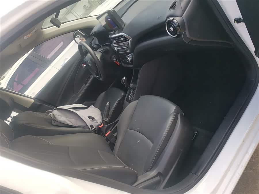 长安 悦翔 2020 汽车图片 #26