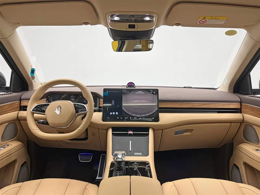 2025 car image #26