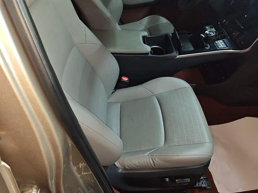 Toyota bZ4X 2022 immagine di auto #26