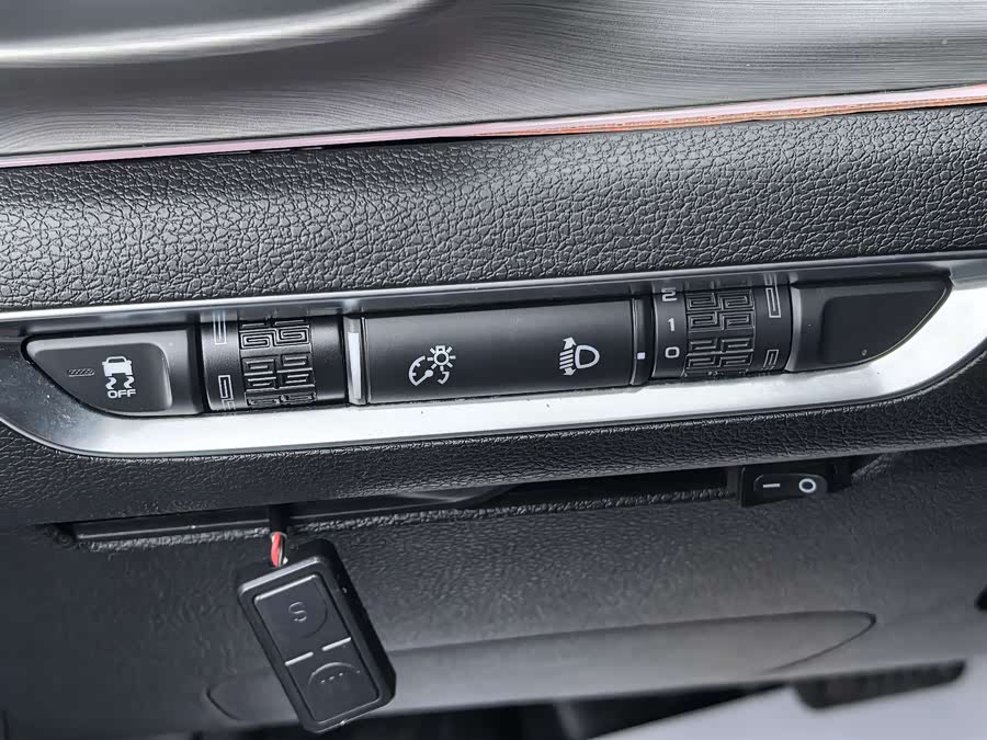 GEELY 2022 immagine di auto #26