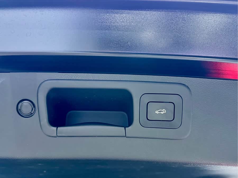 GAC Trumpchi GS8 2022 #26 GAC Trumpchi GS8 2022 car image #26