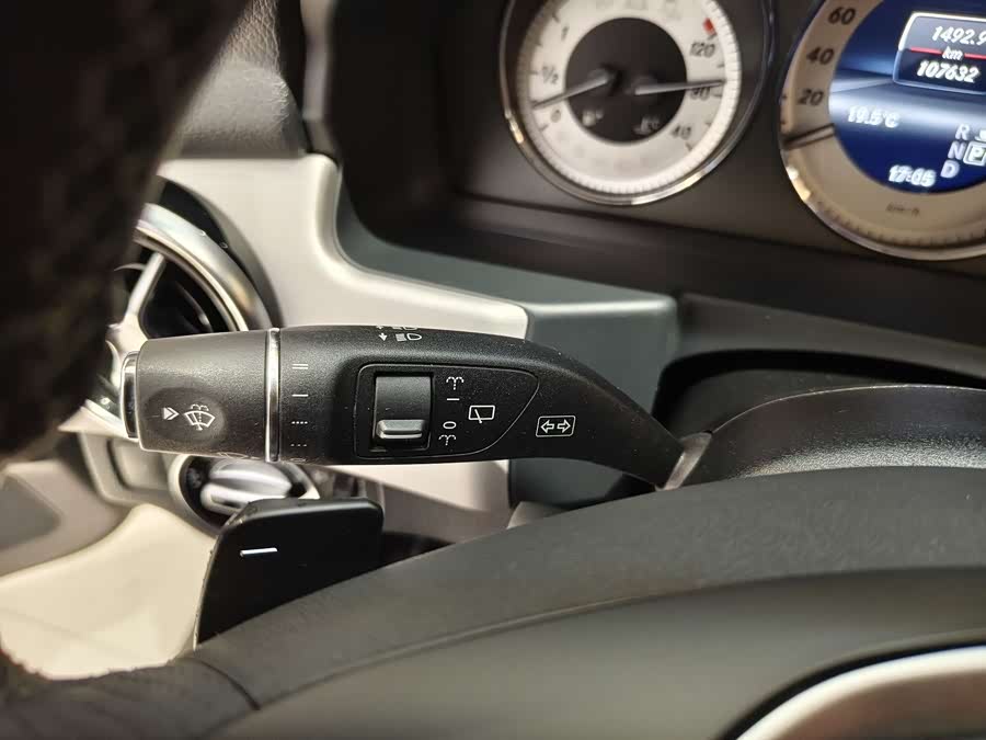 Mercedes-Benz GLK Class 2013 immagine di auto #26