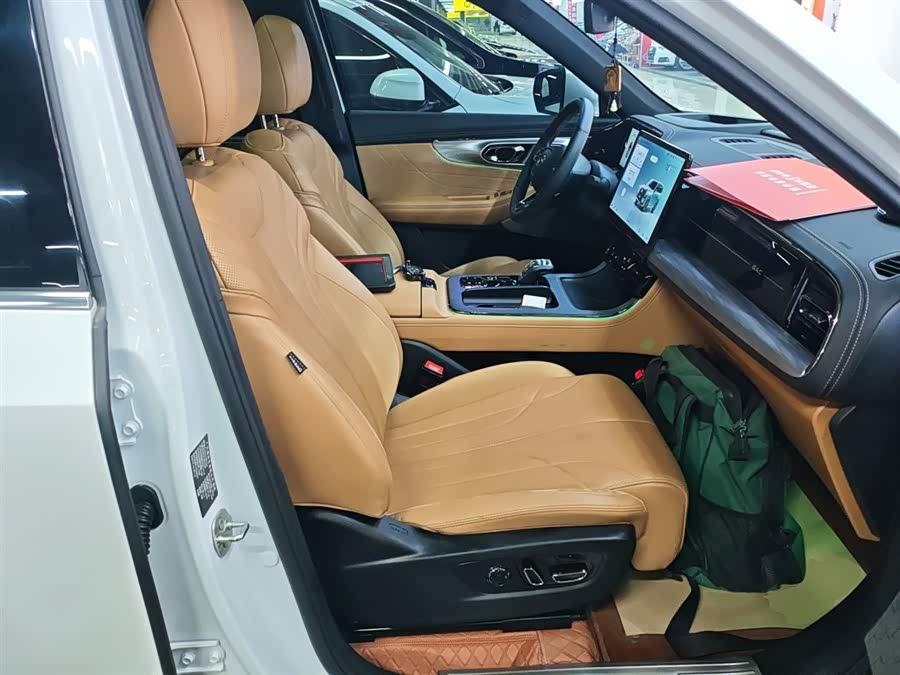 GAC Trumpchi ES9 2023 #26 GAC Trumpchi ES9 2023 car image #26
