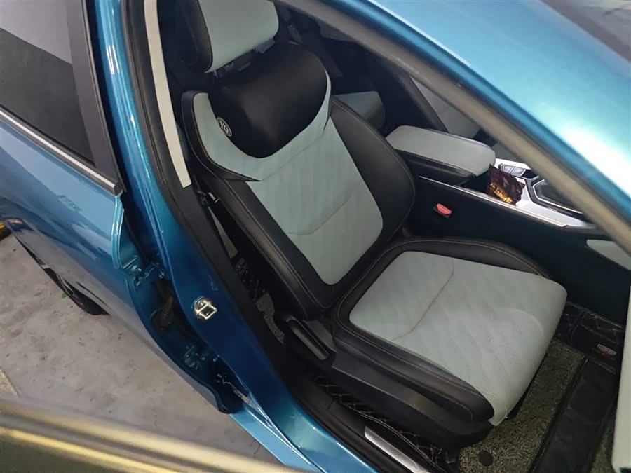 GEELY Emgrand L 2022 car image #26