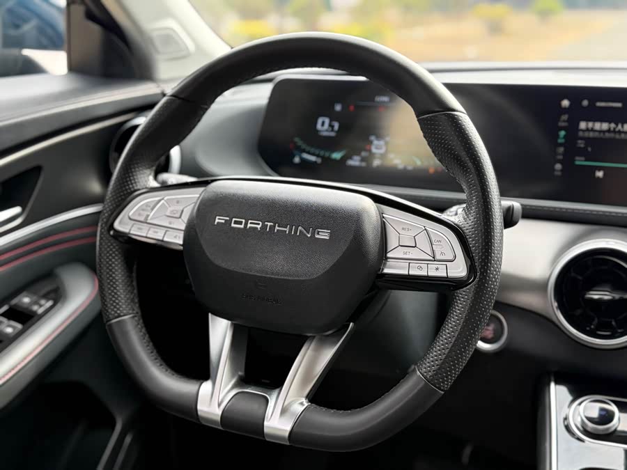 Forthing T5 EVO 2022 car image #26