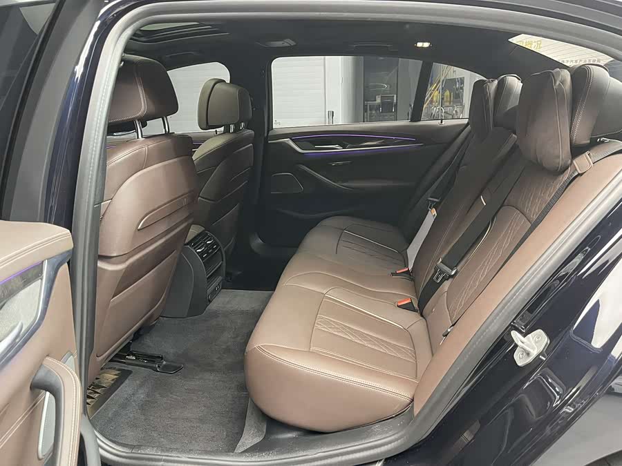 BMW 5 Series New Energy 2021 car image #26