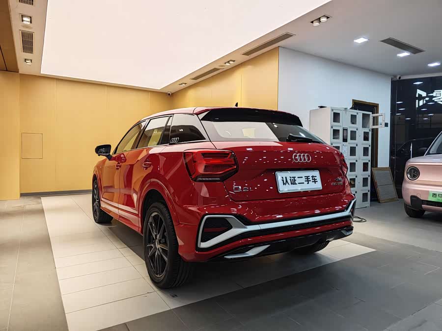 Audi Q2L 2022 car image #26