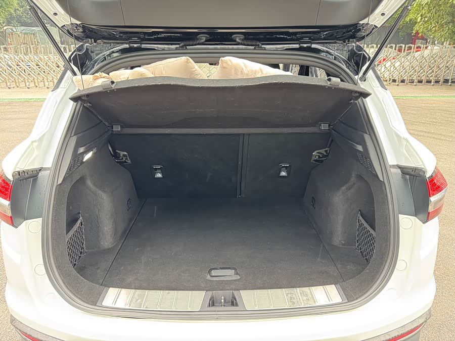 GEELY Coolray 2019 car image #26