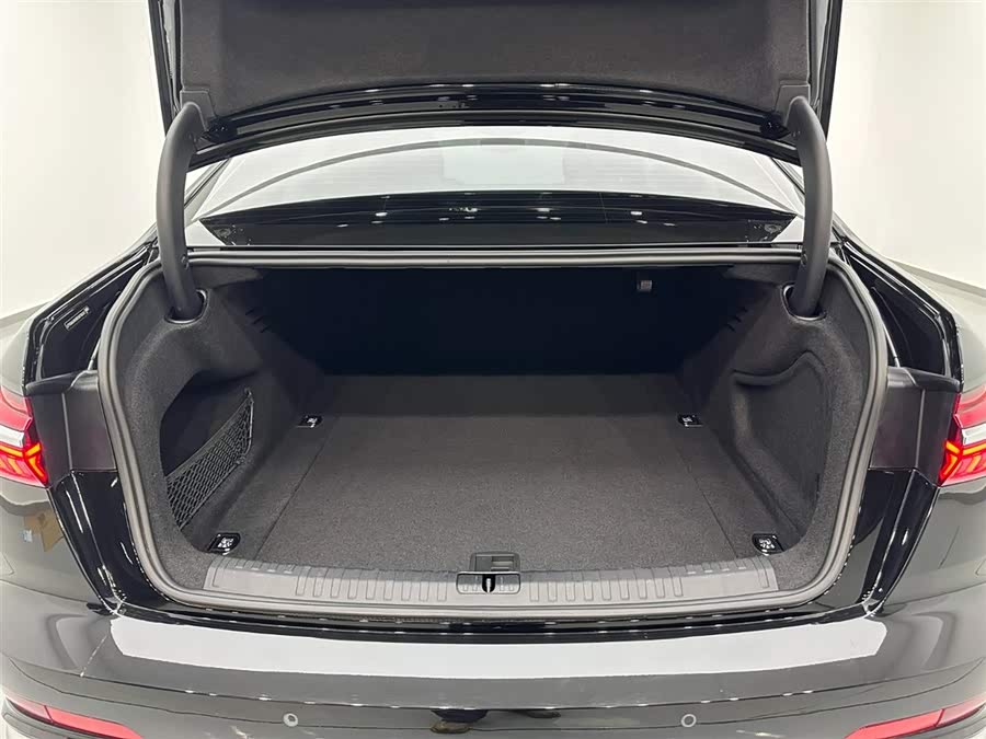 Audi A6L 2024 car image #26