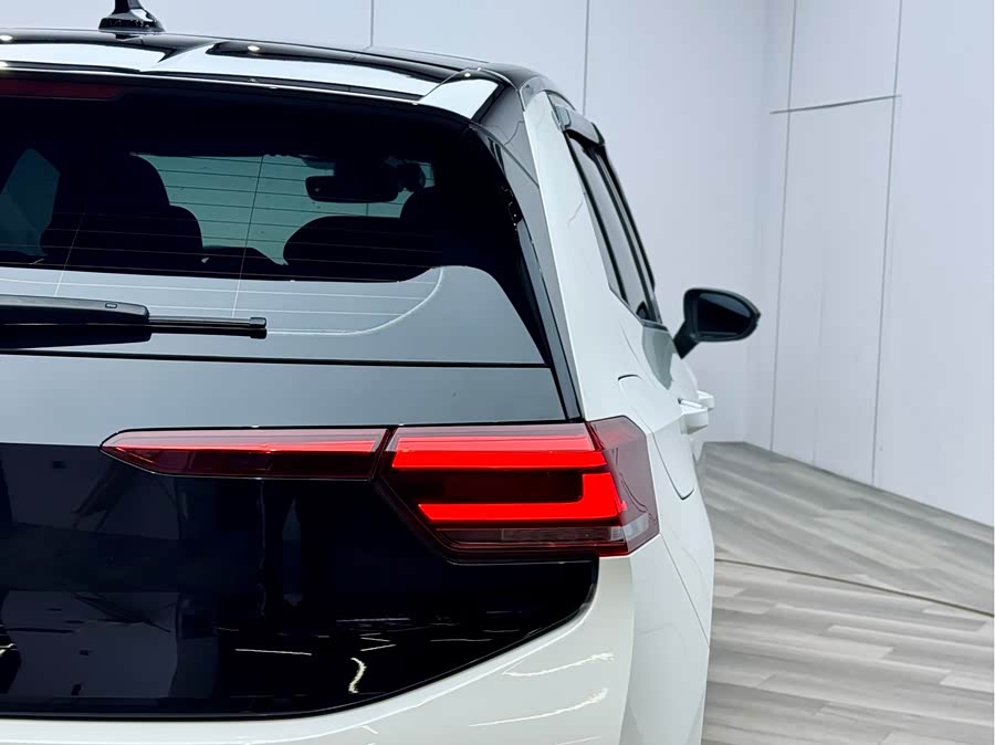 Volkswagen 2024 car image #26