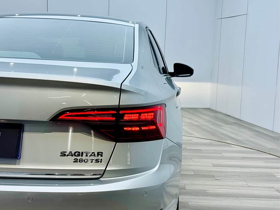 Volkswagen Sagitar 2020 imagem de carro #26