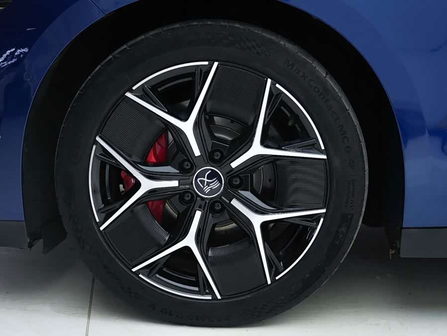 BYD Han 2022 car image #26