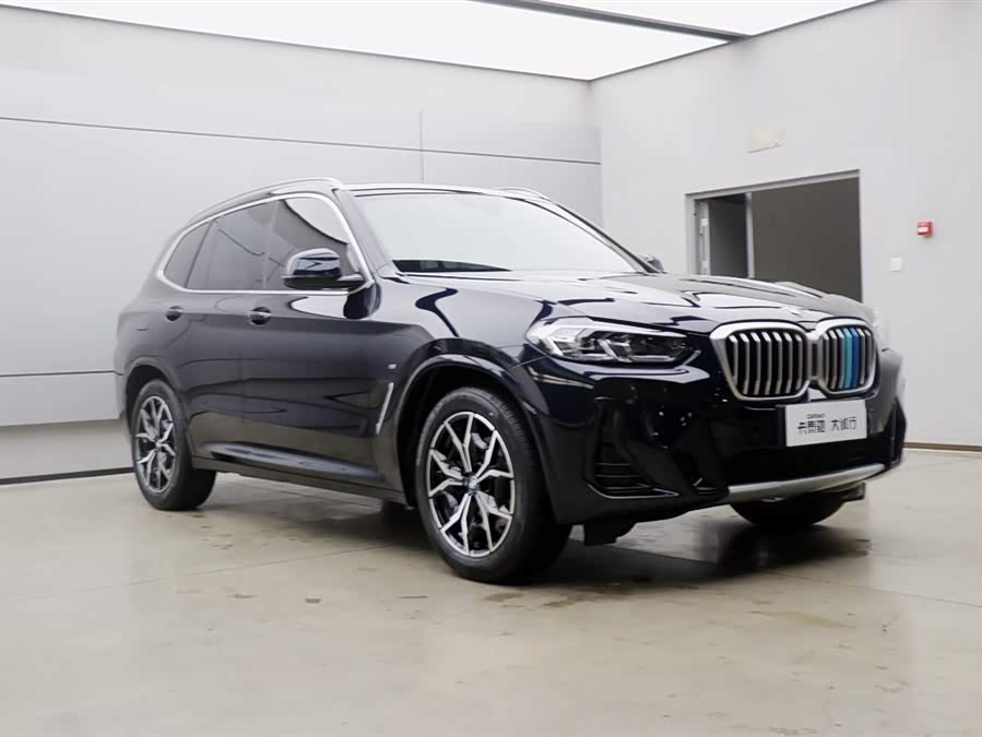 BMW X3 2022 car image #26