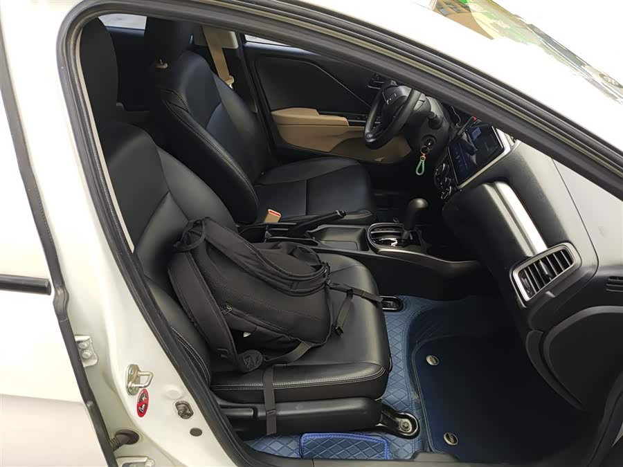 Honda Greiz 2018 car image #26