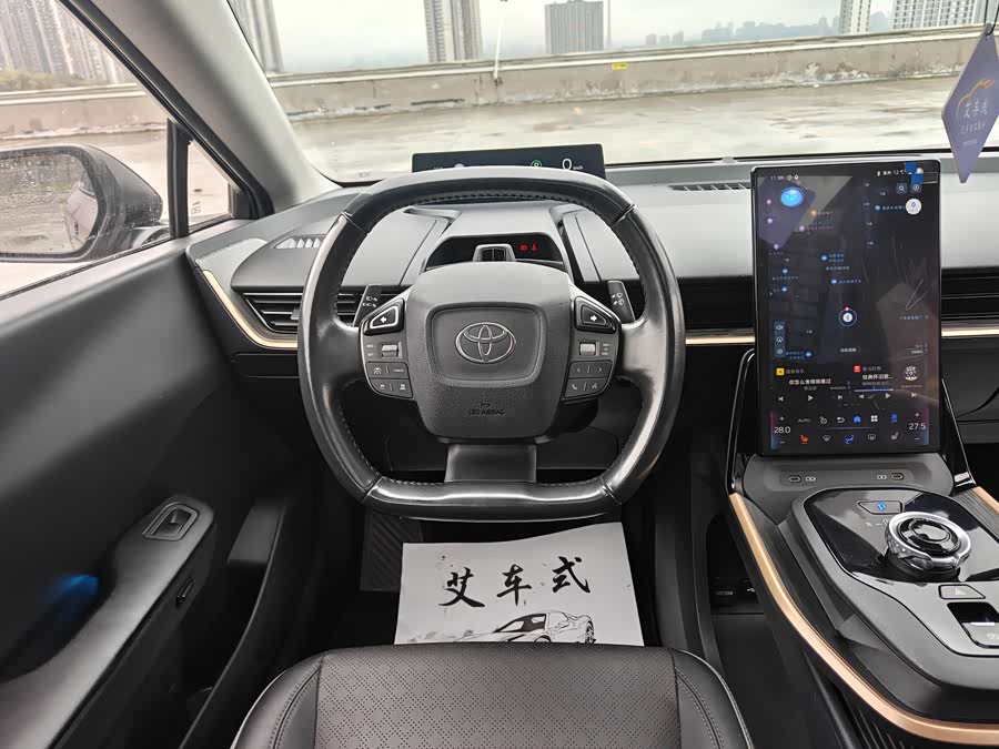 Toyota bZ3 2023 immagine di auto #26