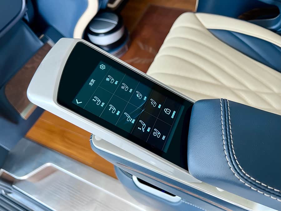 Mercedes-Benz V Class 2022 #26 Mercedes-Benz V Class 2022 immagine di auto #26