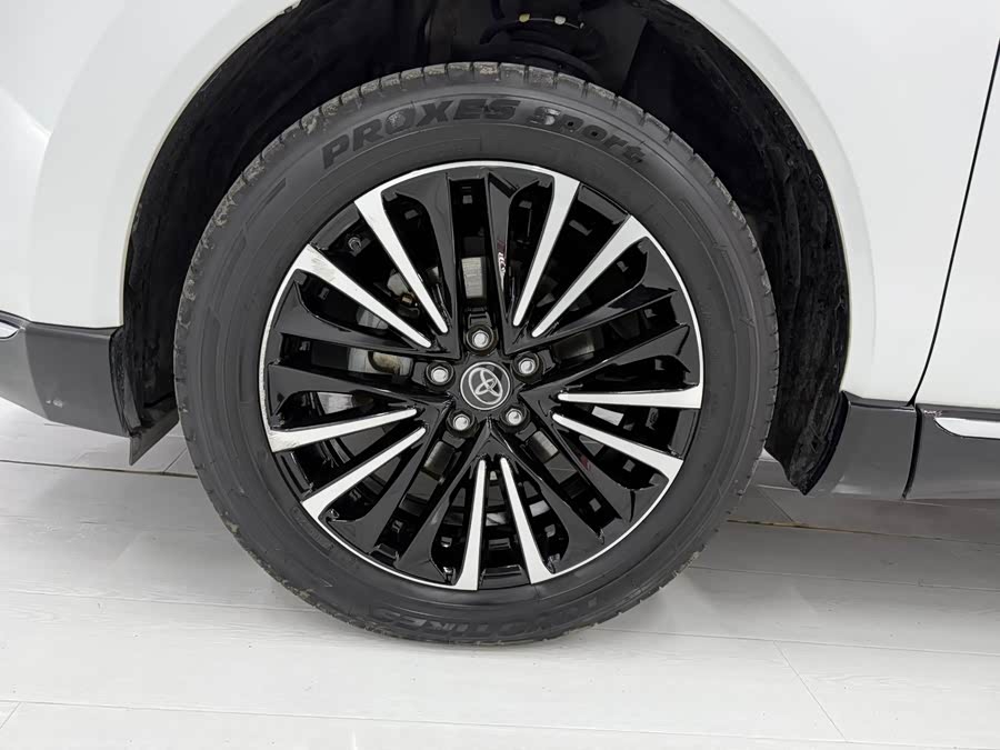 Toyota Venza 2022 car image #26