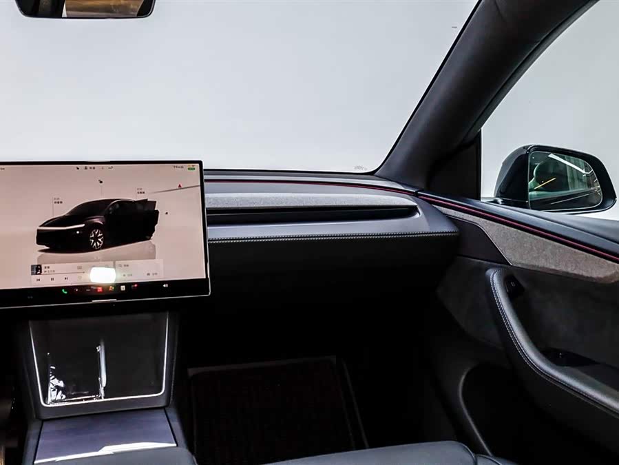 特斯拉 Model Y L 2025 汽车图片 #26