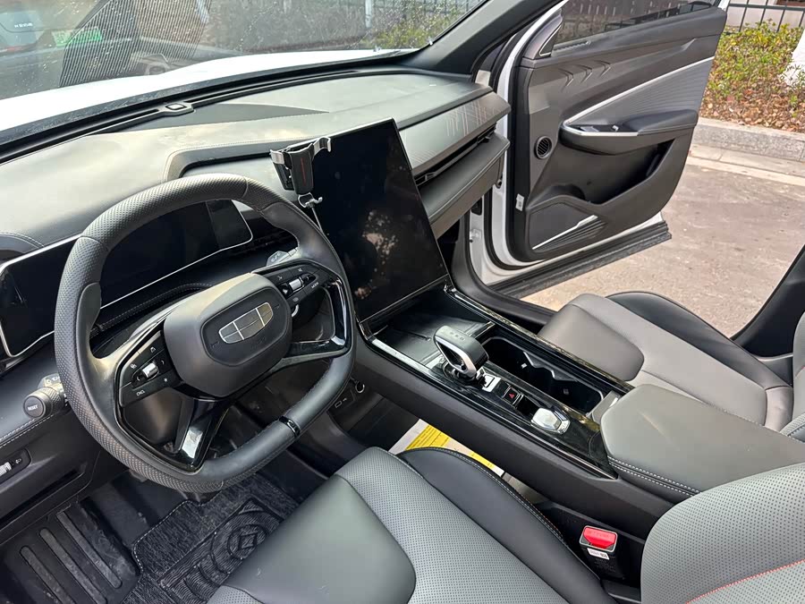GEELY Boyue 2024 car image #26