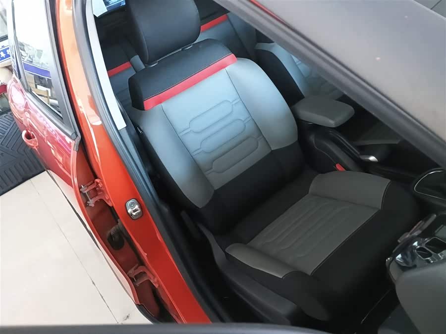 Citroen C4 AIRCROSS 2019 car image #26