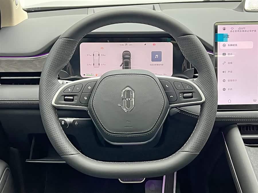 2025 car image #26
