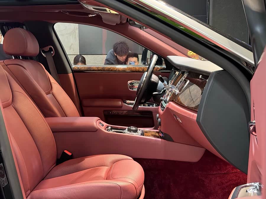 Rolls-Royce Ghost 2015 car image #26