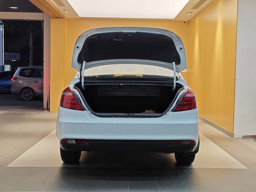 GEELY Emgrand 2017 #26 GEELY Emgrand 2017 car image #26