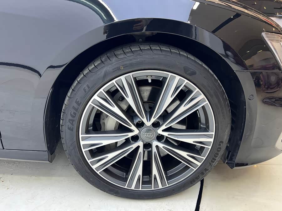 Audi A6L 2020 car image #26