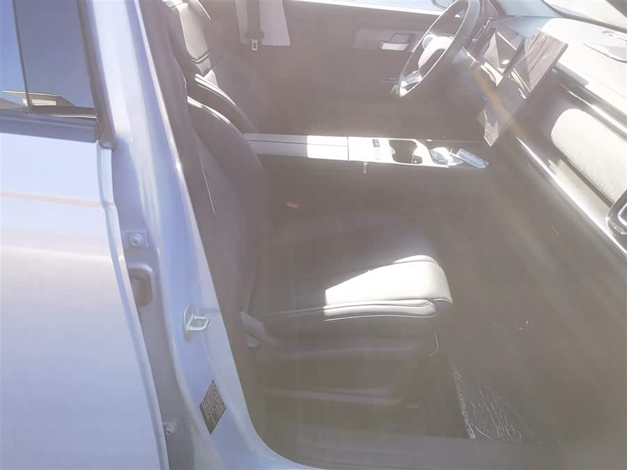 Chery Exploration 06 C-DM 2025 #26 Chery Exploration 06 C-DM 2025 car image #26