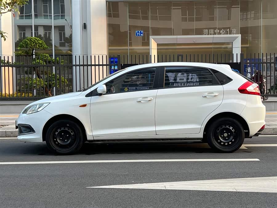 Chery Fulwin 2 2015 #26 Chery Fulwin 2 2015 immagine di auto #26