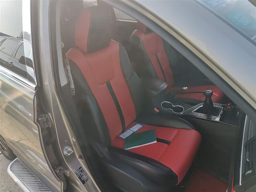 Forthing T5 2020 صورة سيارة #26