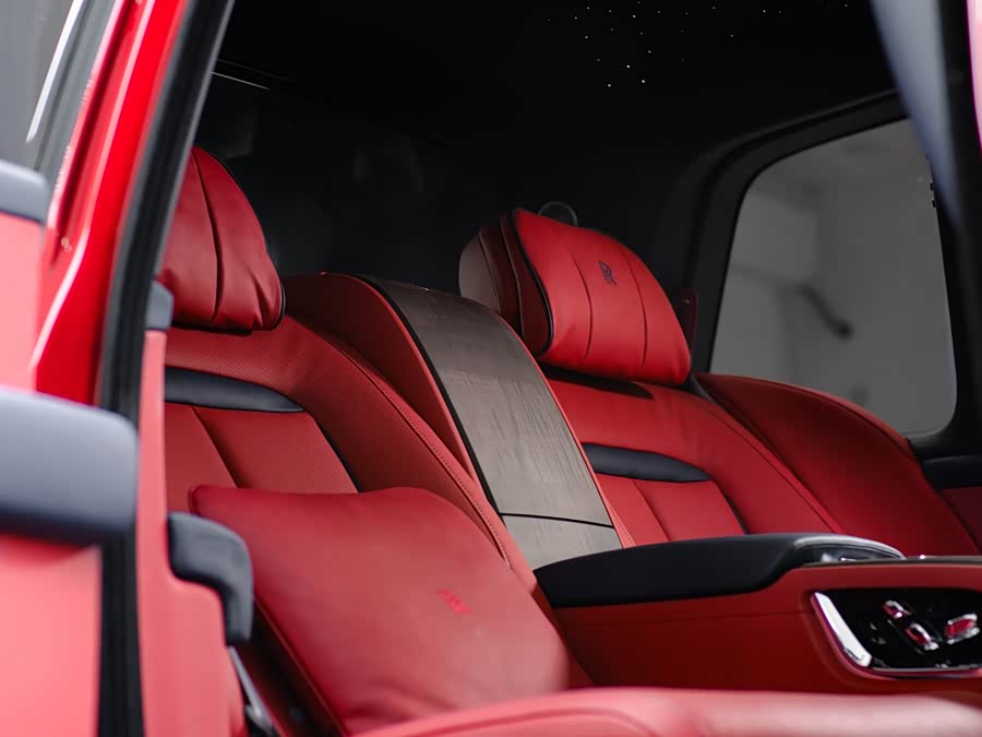 Rolls-Royce Cullinan 2023 #26 Rolls-Royce Cullinan 2023 car image #26