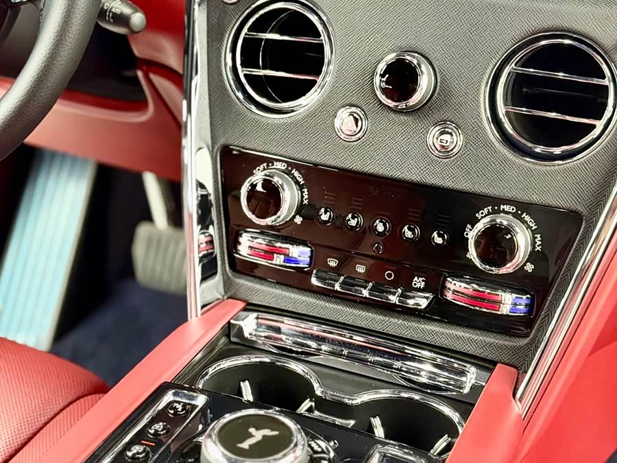 劳斯莱斯 库里南 2020 汽车图片 #26