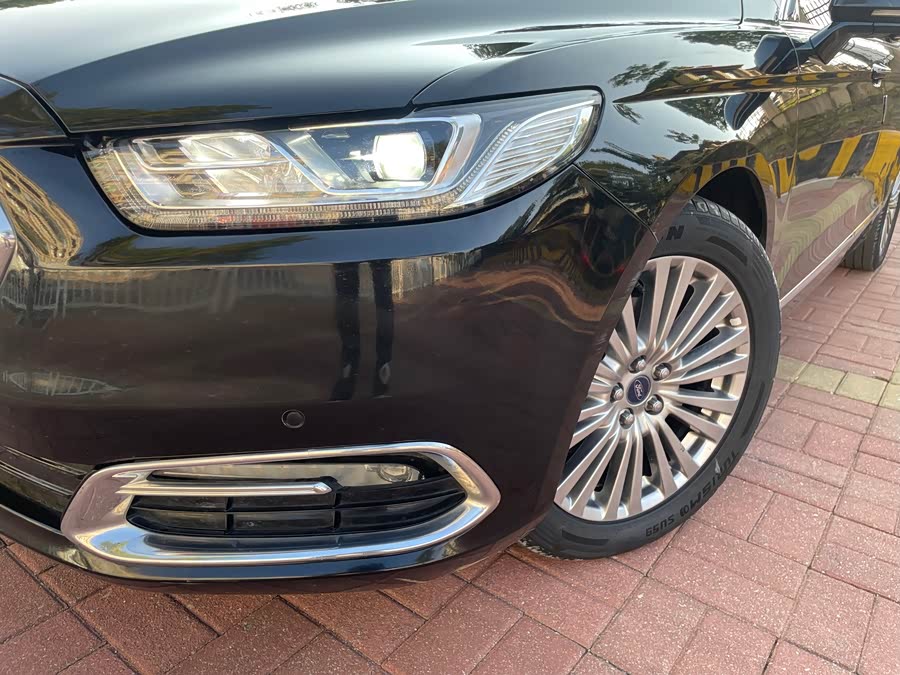 Ford Taurus 2017 #26 Ford Taurus 2017 car image #26