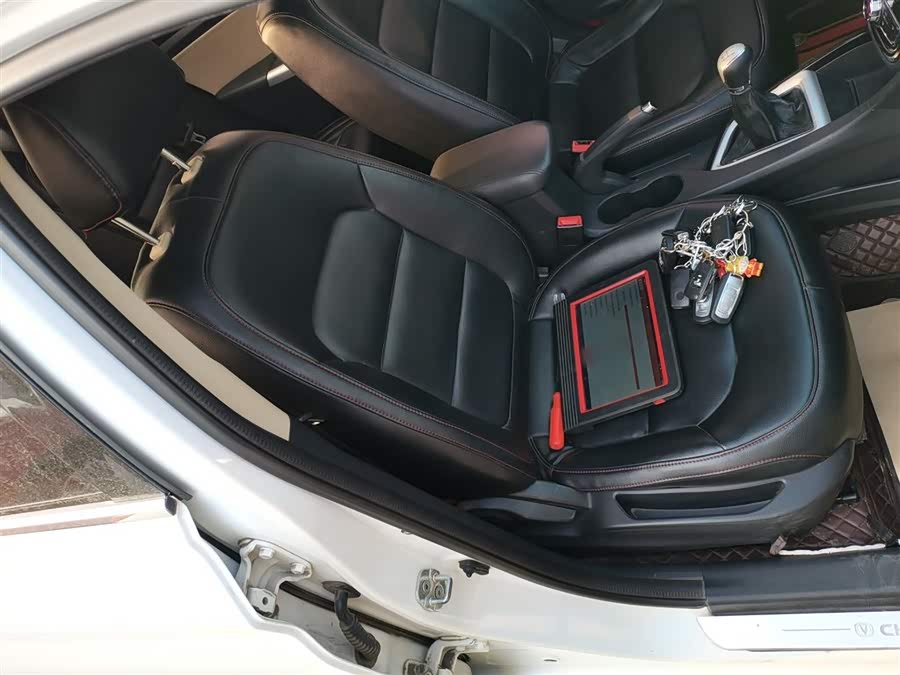 Changan Alsvin V7 2016 #26 Changan Alsvin V7 2016 car image #26