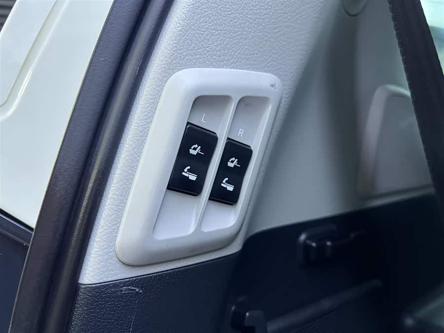 丰田 普拉多 2016 汽车图片 #26