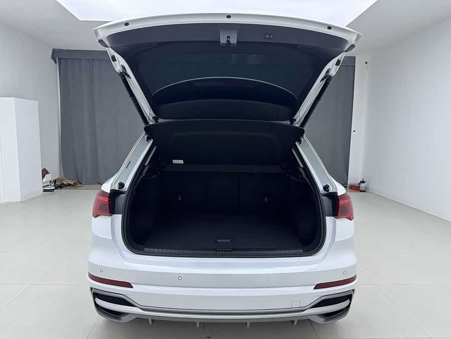 Audi Q3 2022 #26 Audi Q3 2022 car image #26