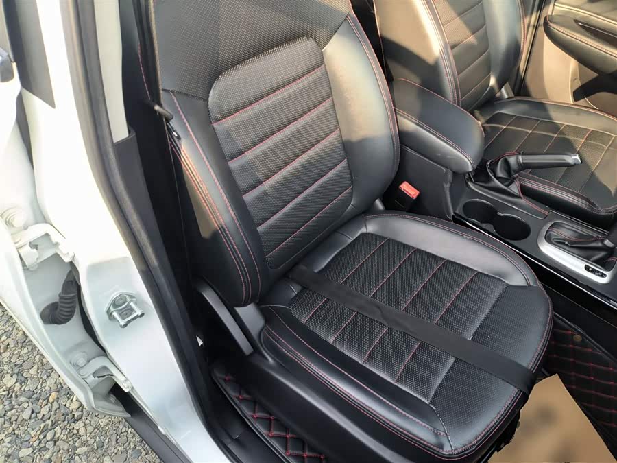 Kaiyi X3 2018 car image #26