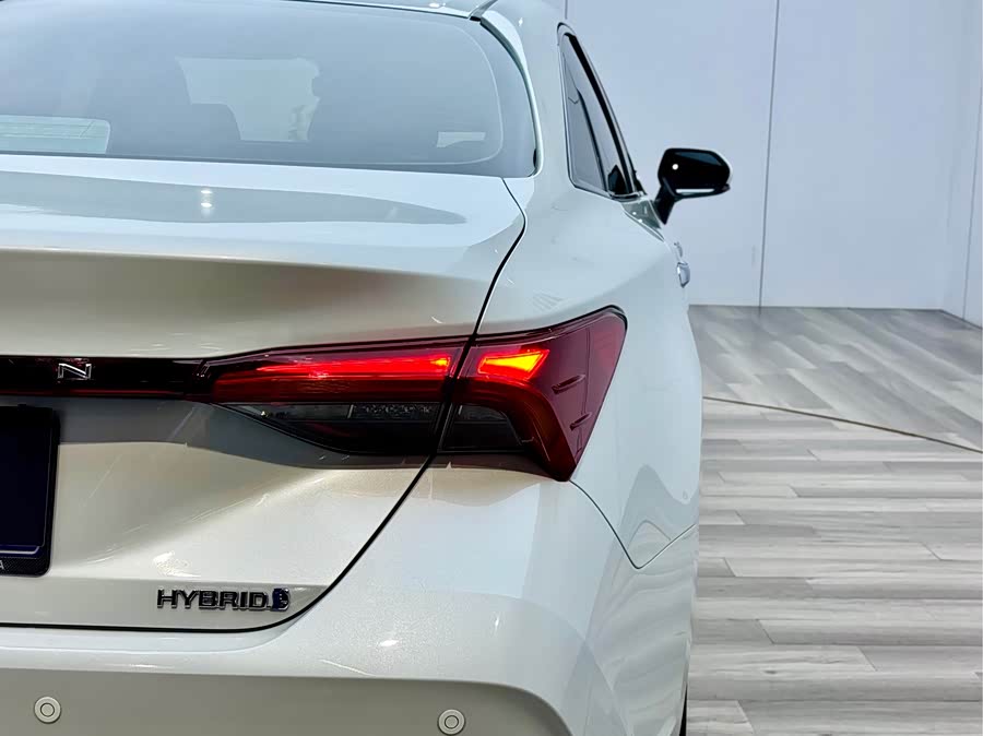 Toyota Avalon 2022 car image #26