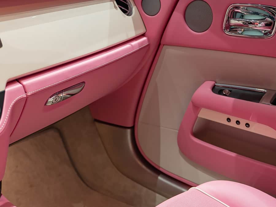 Denza Wraith 2022 #26 Denza Wraith 2022 immagine di auto #26