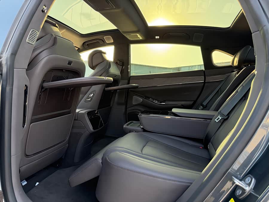 Denza Z9 2024 immagine di auto #26