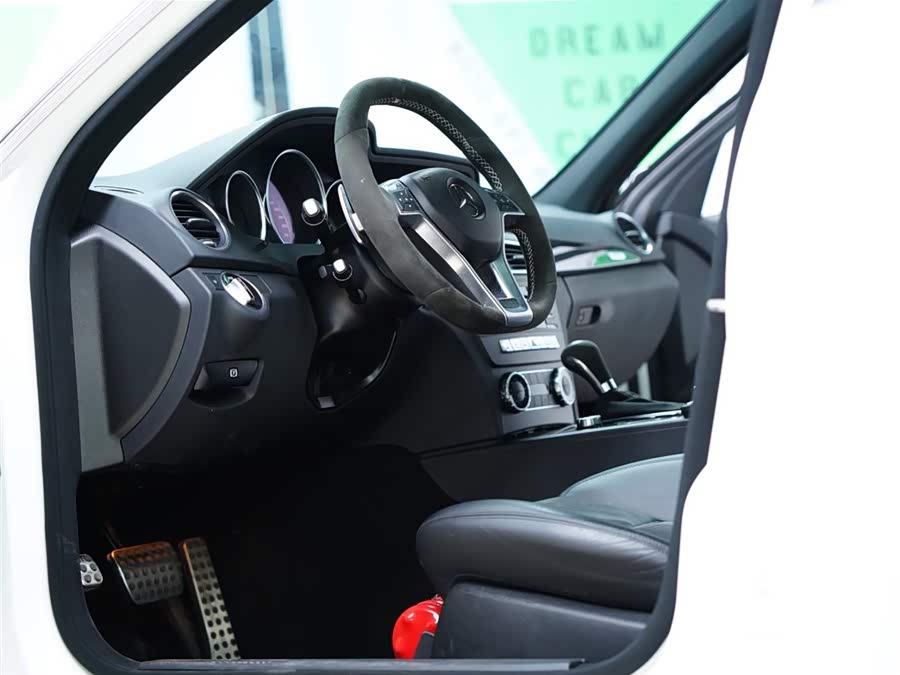 Mercedes-Benz C AMG 2014 immagine di auto #26