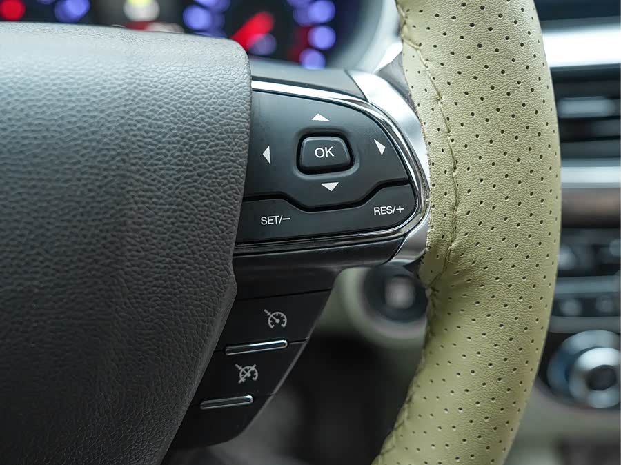 GAC Trumpchi GA8 2017 car image #26