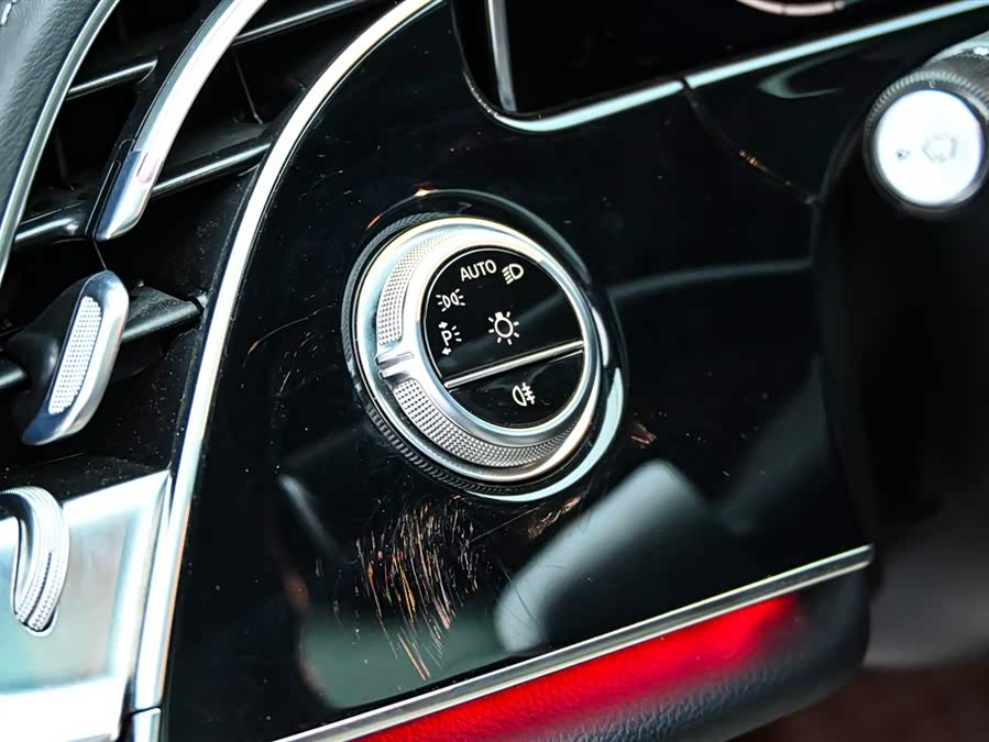 Mercedes-Benz E Class 2023 car image #26