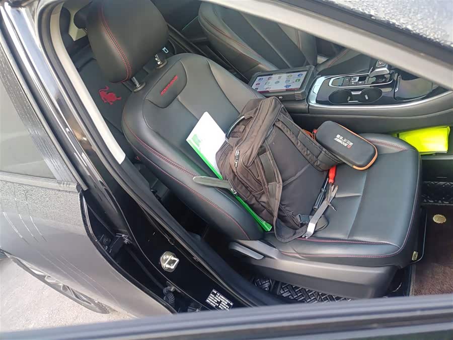 Forthing T5 EVO 2021 car image #26
