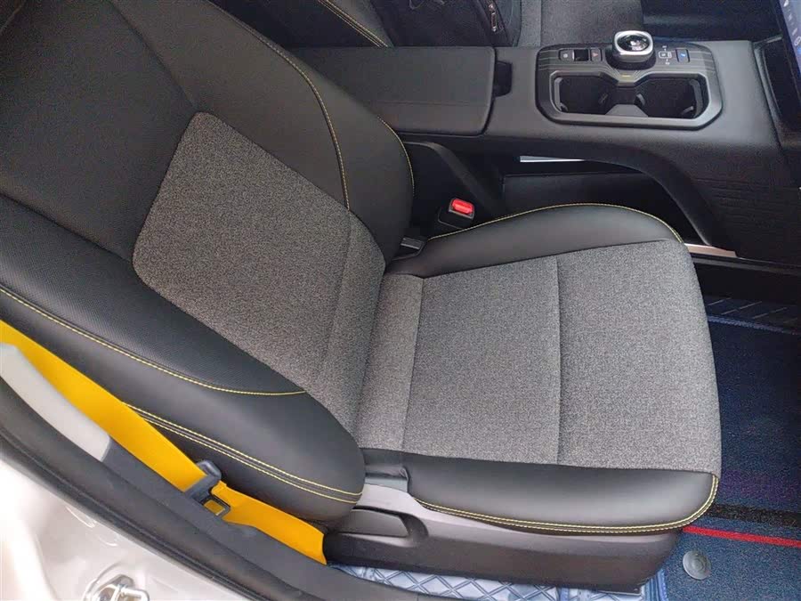 Toyota bZ5 2025 car image #26