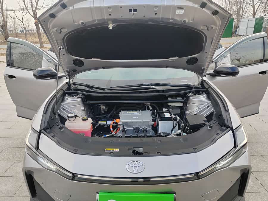 Toyota bZ3 2023 immagine di auto #26